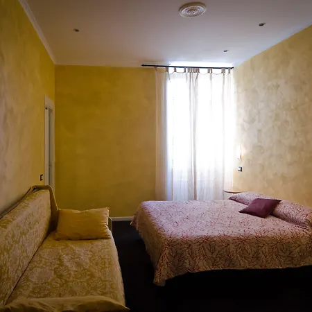 Pensión Pollon San Remo