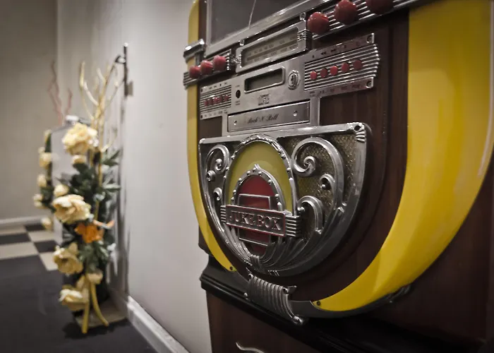 圣雷莫珀洛恩酒店 3* 圣雷默