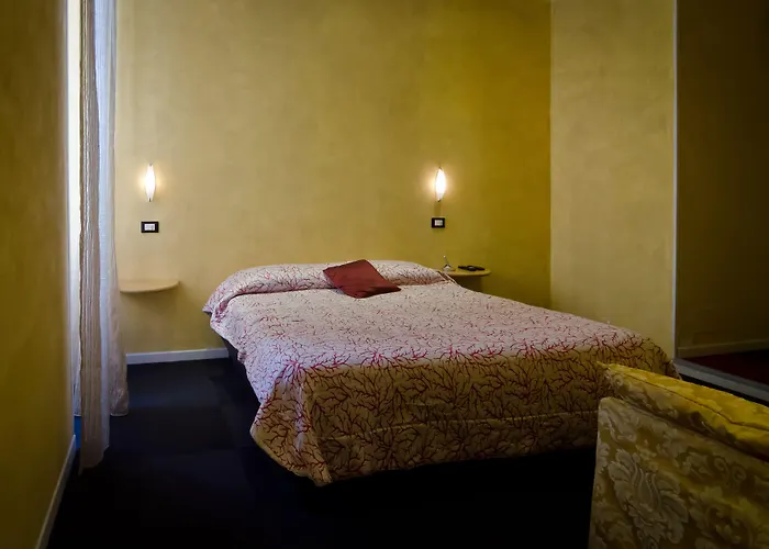 招待所 圣雷莫珀洛恩酒店 圣雷默