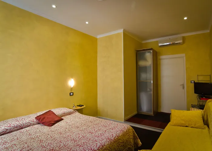 招待所 圣雷莫珀洛恩酒店