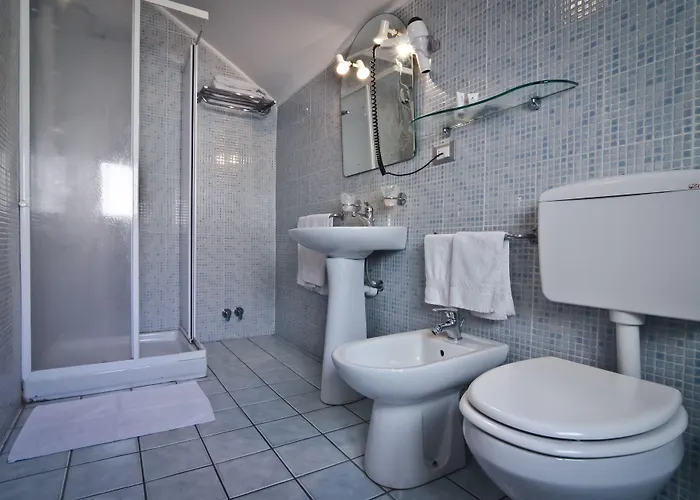 圣雷莫珀洛恩酒店 3* 圣雷默